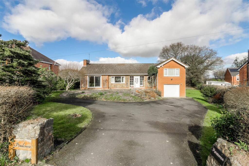 Additional property image - Dunns Lane, Dordon, B78
