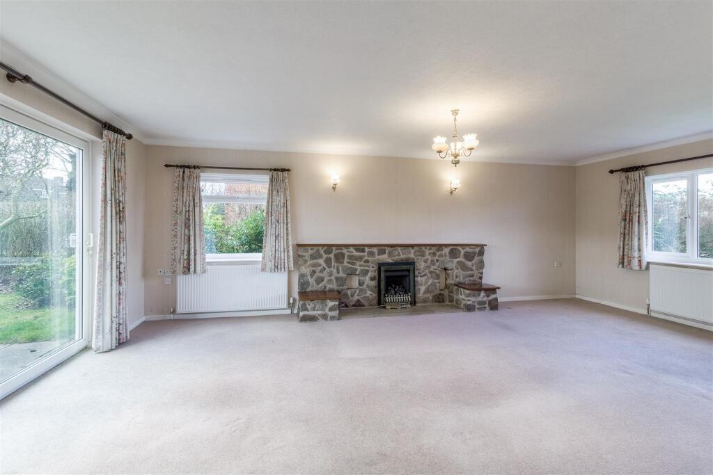 Additional property image - Dunns Lane, Dordon, B78
