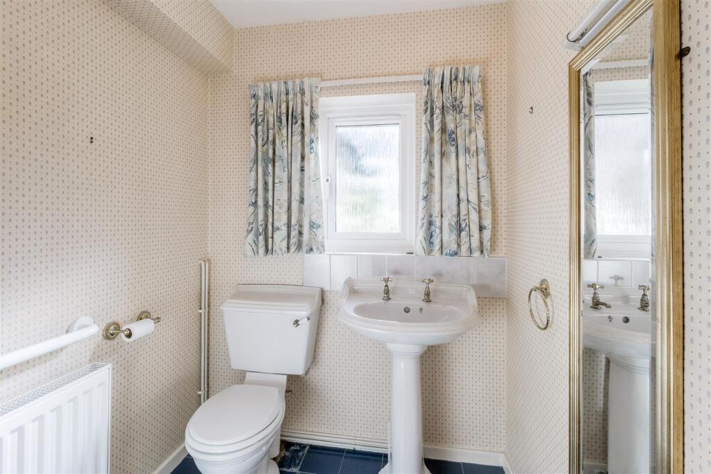 Additional property image - Dunns Lane, Dordon, B78