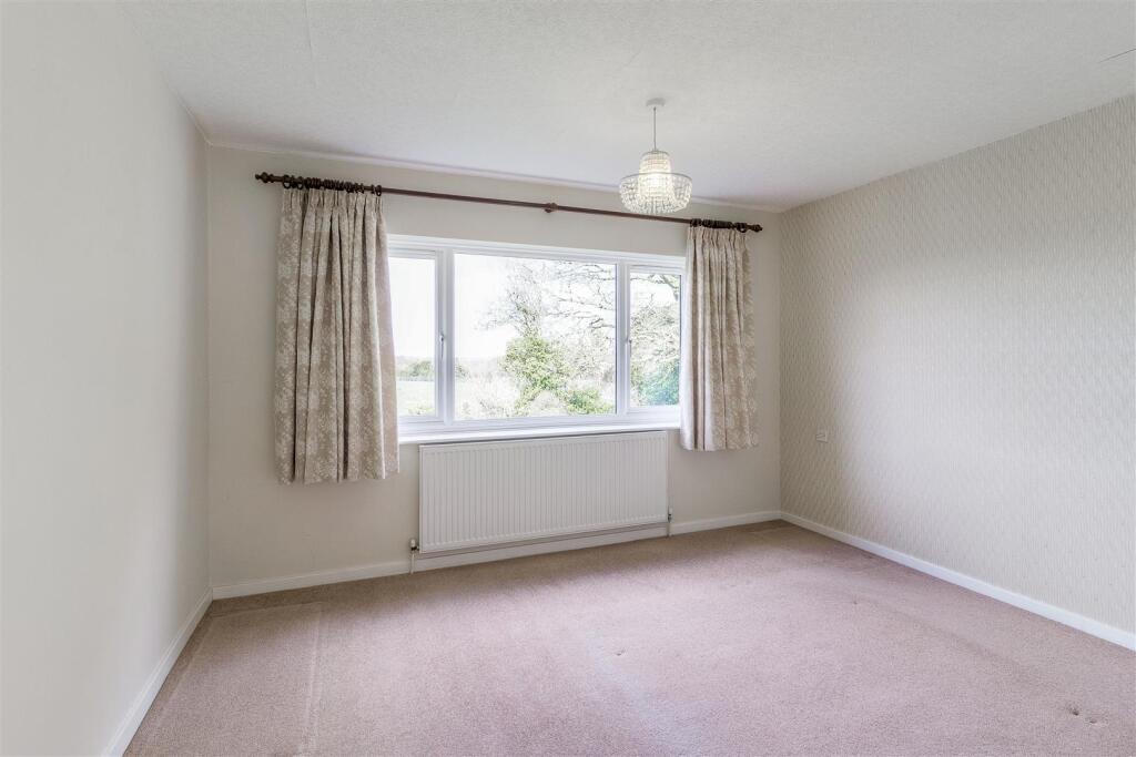 Additional property image - Dunns Lane, Dordon, B78