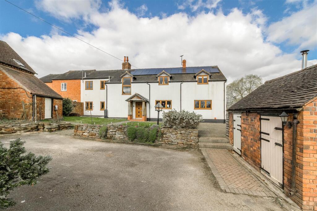 Main image of property: Hipsley Lane, Hurley, CV9