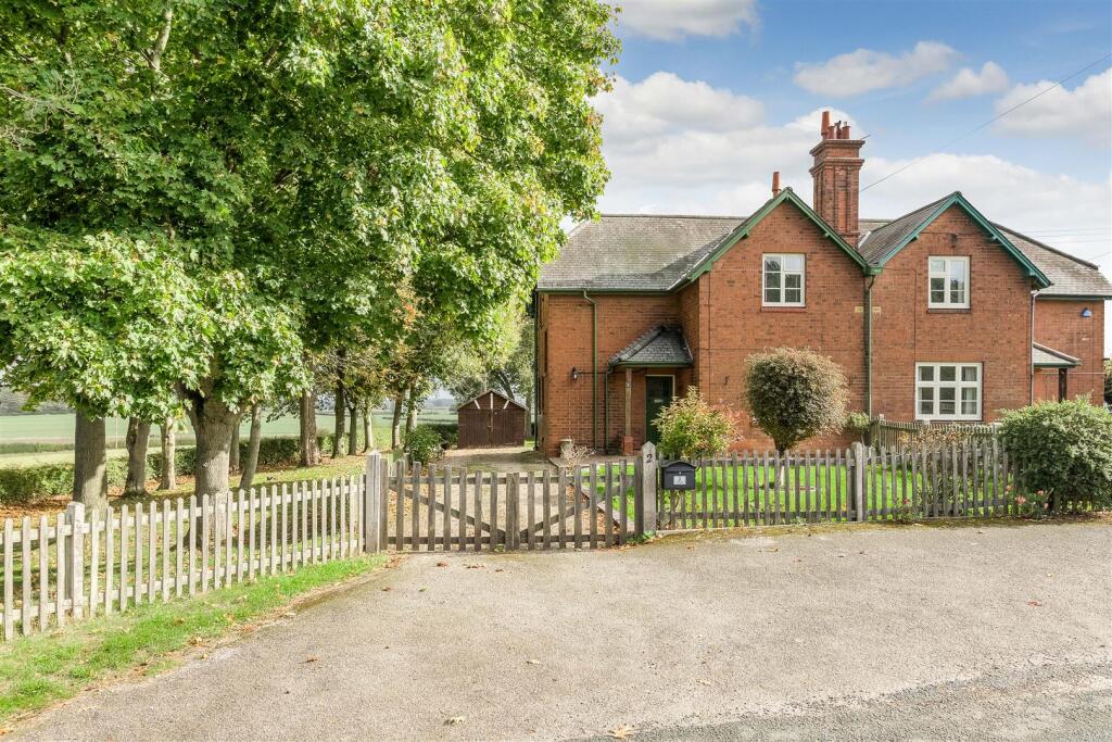 Main image of property: Clifton Lane Cottages, Thorpe Constantine, B79