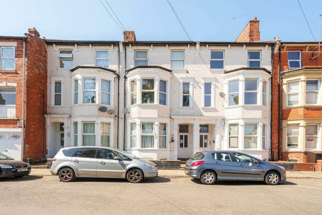 House for sale in Colwyn Road, Northampton, NN1