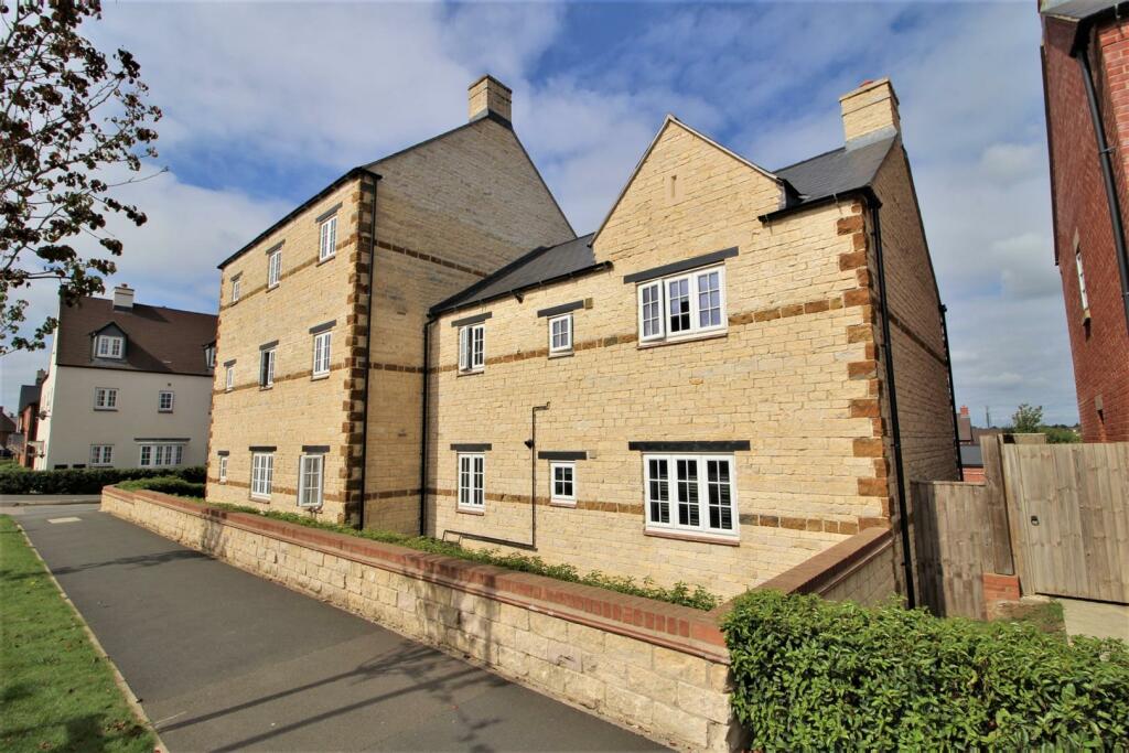 2 bedroom apartment for sale in Sorrel Crescent, Wootton, Northampton, NN4