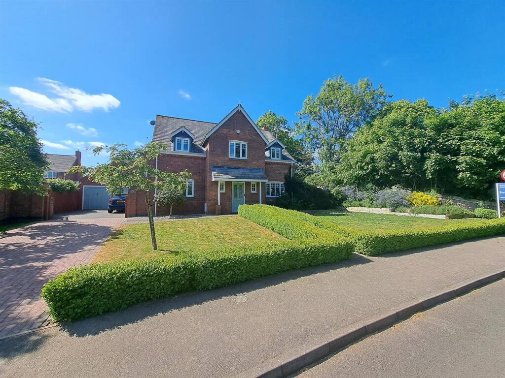 Main image of property: Cherry Hill, Old, Northampton, NN6