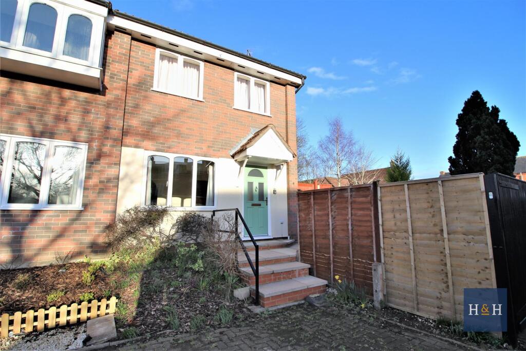Main image of property: THE LINDENS, TOWCESTER - NN12