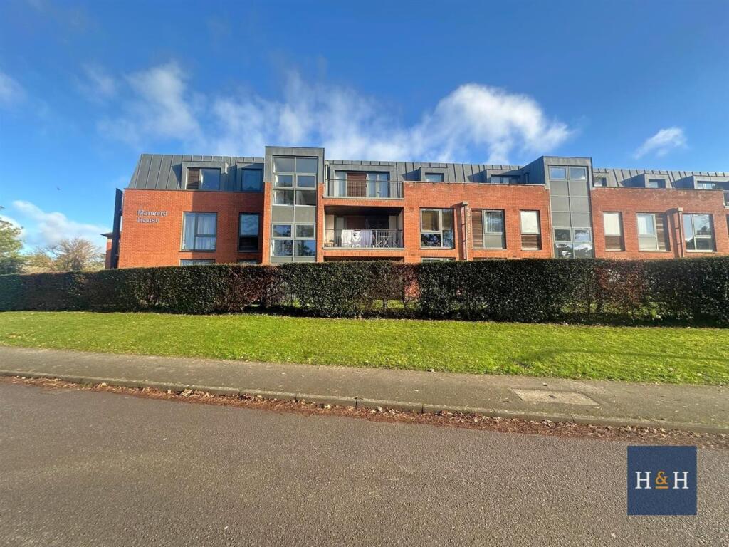 Main image of property: SOUTH MEADOW ROAD, ST CRISPIN - NN5