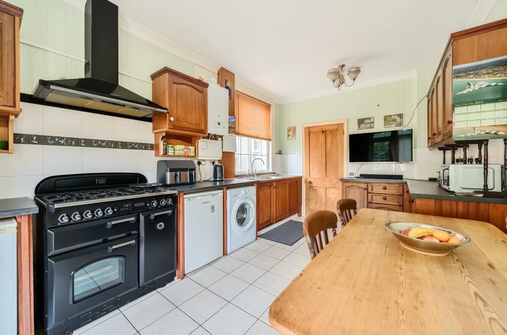 Additional property image - Clifton Road, Rugby, CV21