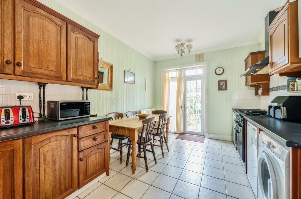 Additional property image - Clifton Road, Rugby, CV21