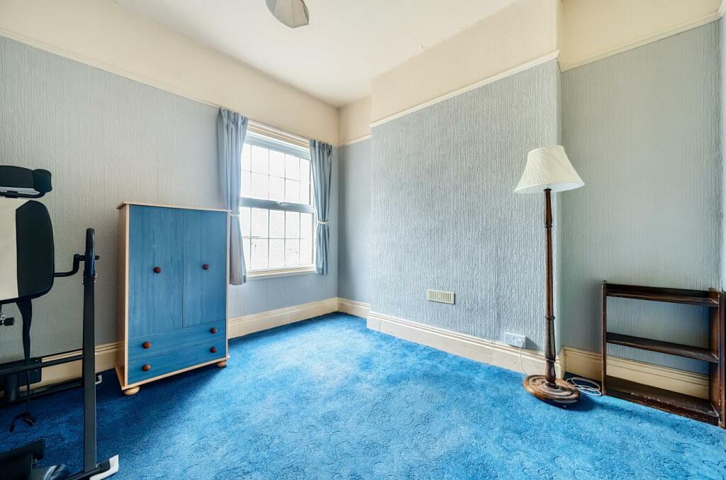 Additional property image - Clifton Road, Rugby, CV21