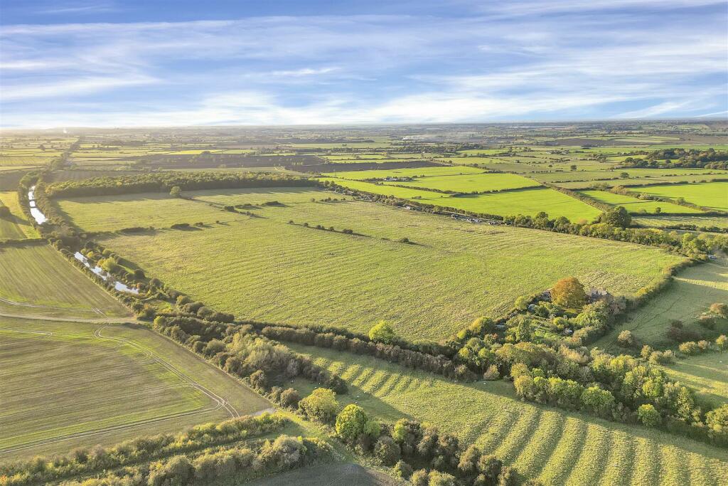 Additional property image - Wolfhampcote, Rugby