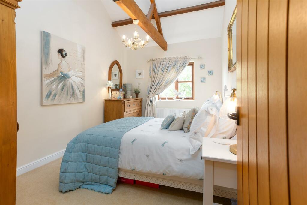 Additional property image - Montilo Lane, Pailton, Rugby CV23