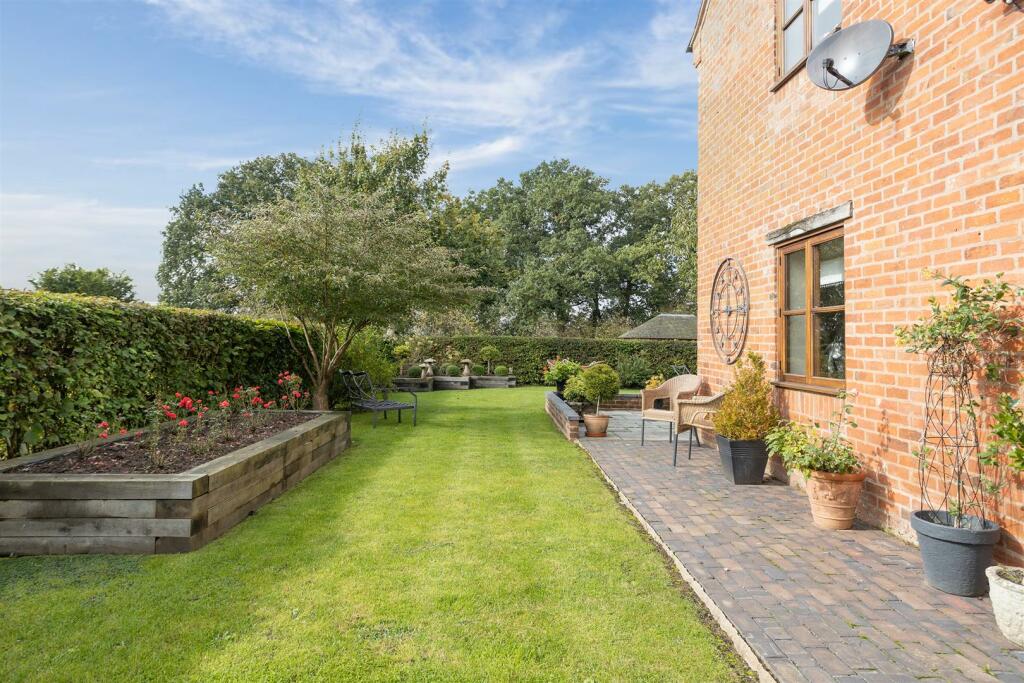 Additional property image - Montilo Lane, Pailton, Rugby CV23