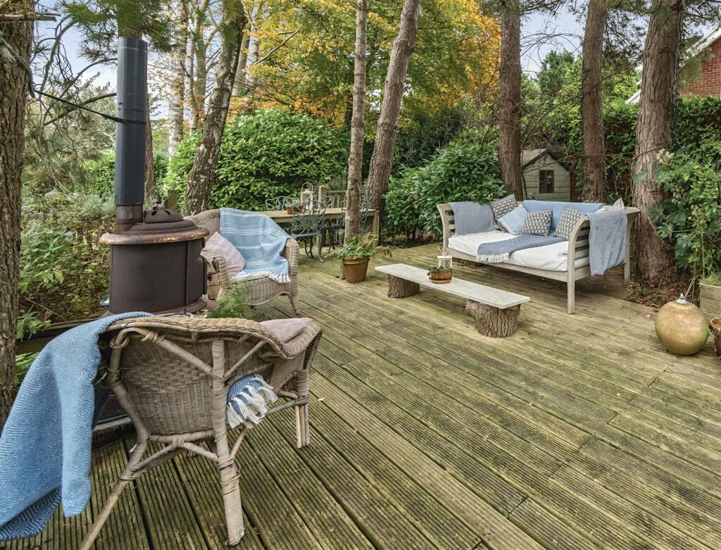 Additional property image - Lutterworth Road, Pailton, Rugby, CV23