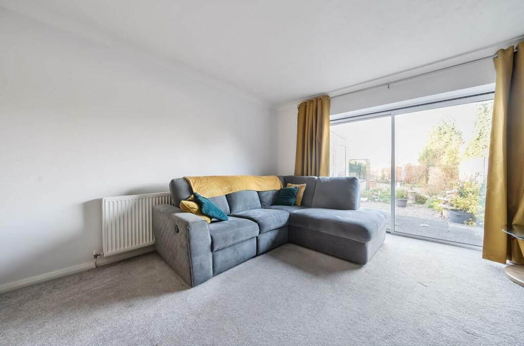 Additional property image - Mellor Road, Rugby, CV21