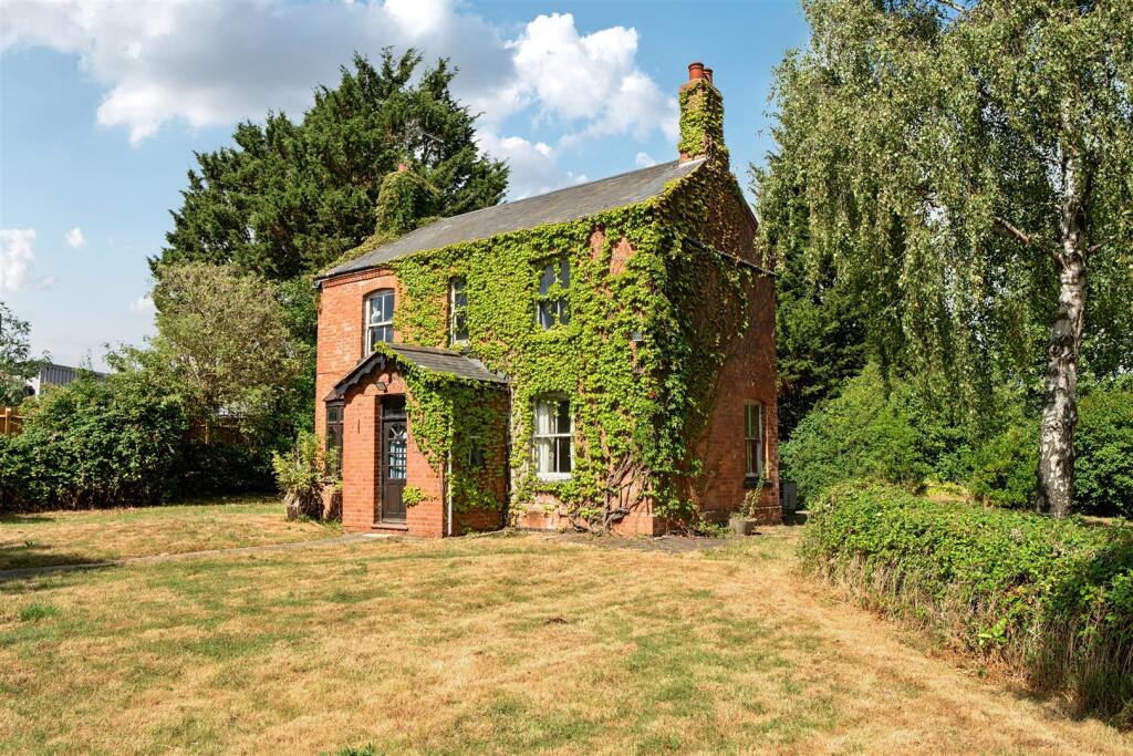 Main image of property: Old Barn Farm, Ladbroke