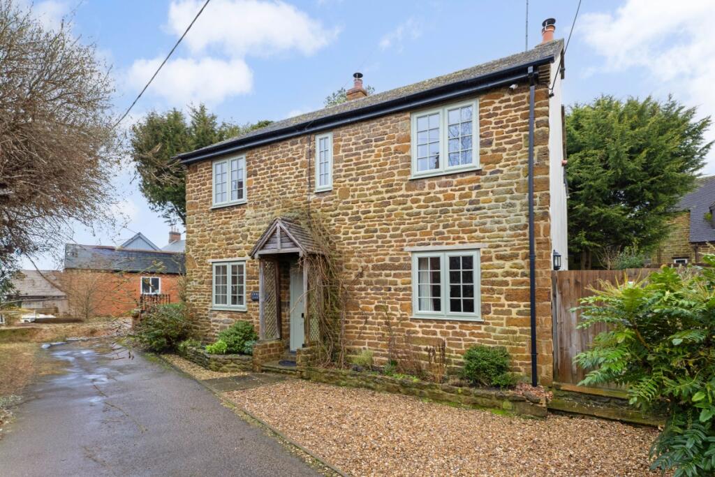 Main image of property: Gravel Hill Moreton Pinkney NN11
