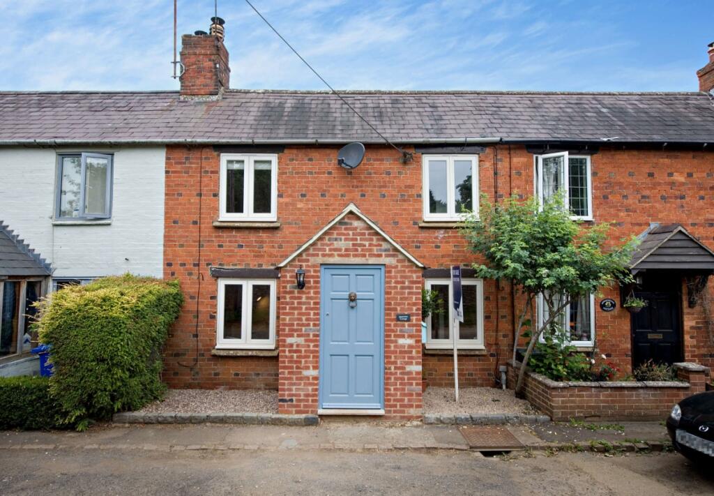 Main image of property: Bonds End Lane Sibford Gower OX15