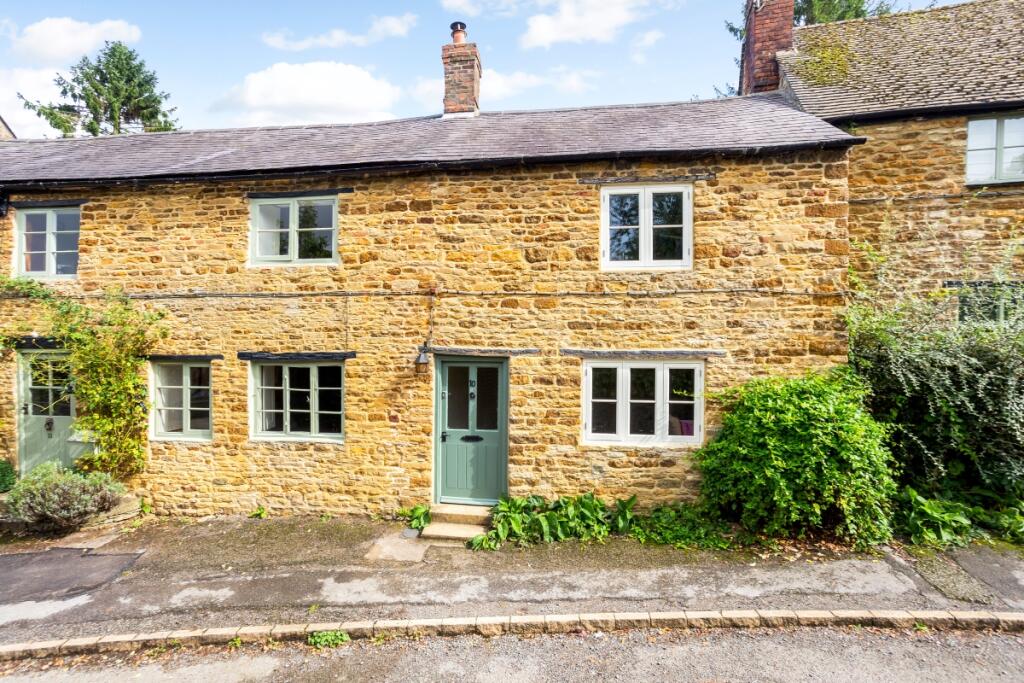 Main image of property: Red Lion Street Kings Sutton OX17