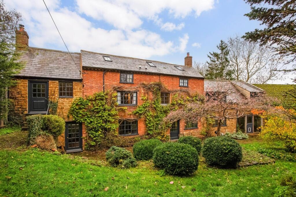 Main image of property: Middle Lane Balscote OX15