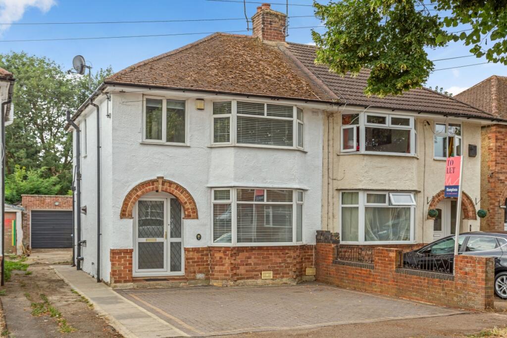 Main image of property: Sinclair Avenue Banbury OX16