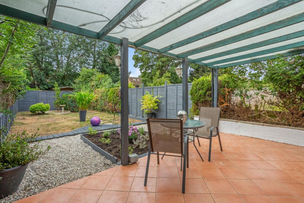 Main image of property: Sinclair Avenue Banbury OX16