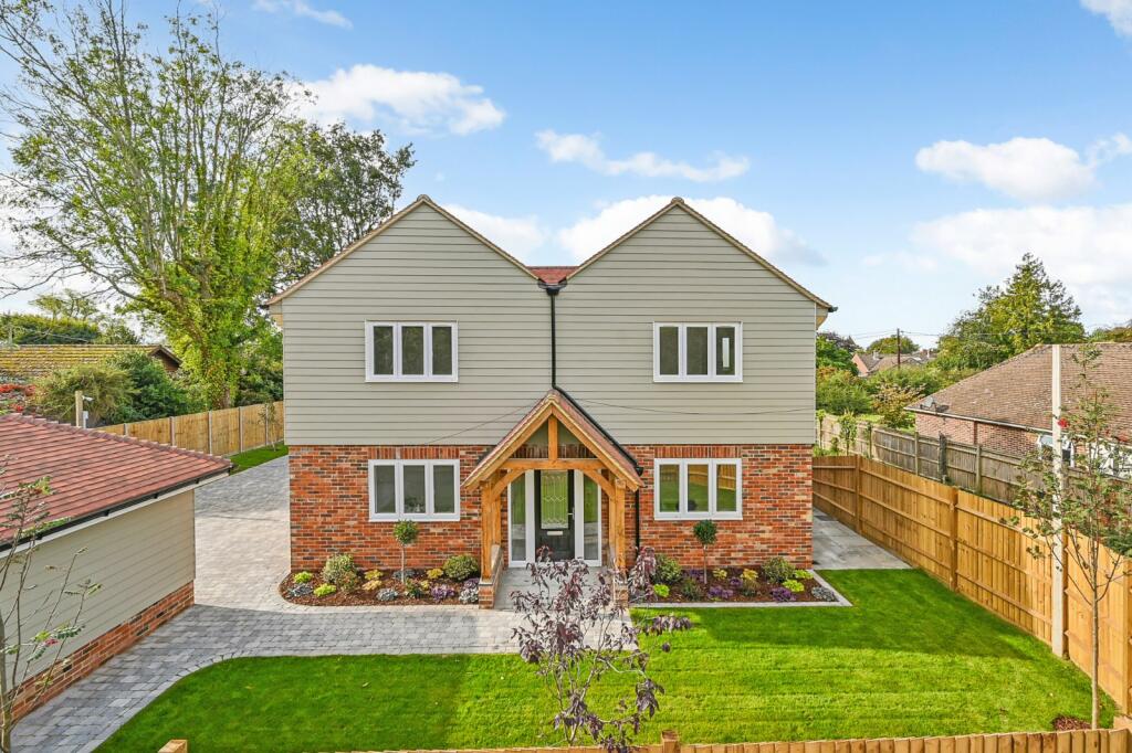 4 bedroom detached house for sale in Bower Road, Mersham, Ashford, Kent