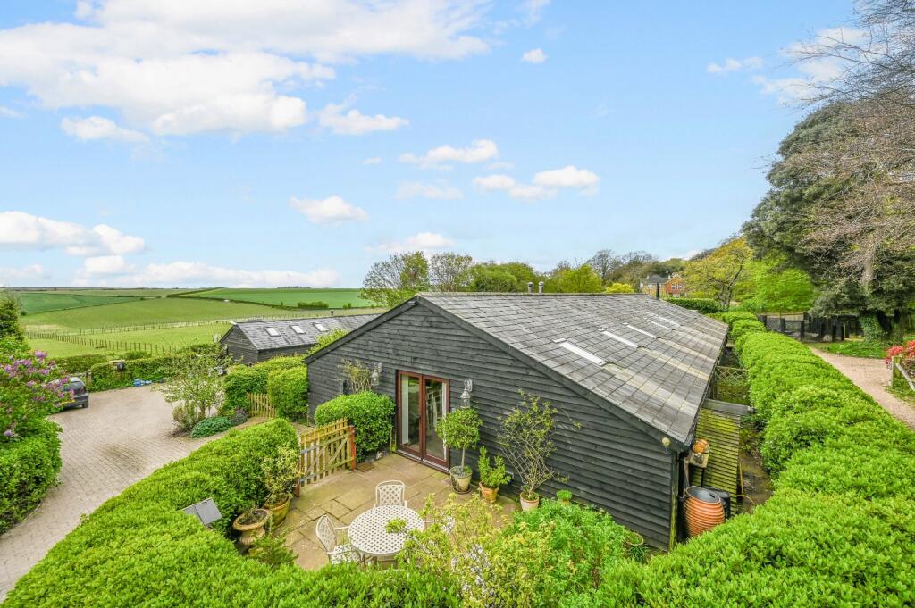 Additional property image - Pilgrims Cottages, Roman Road, West Studdal, Kent, CT15