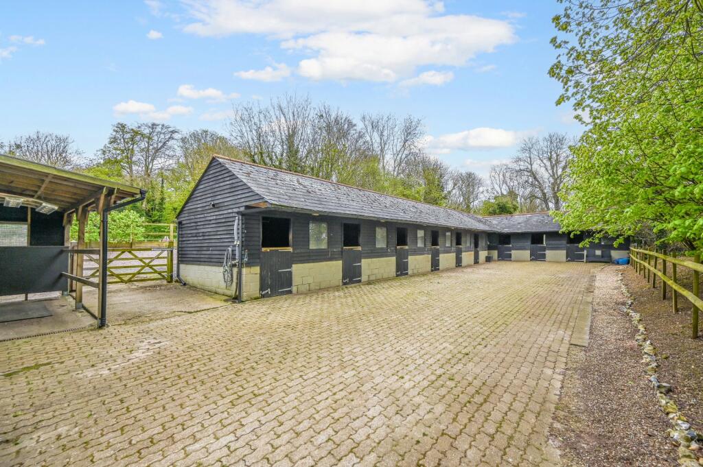 Additional property image - Pilgrims Cottages, Roman Road, West Studdal, Kent, CT15