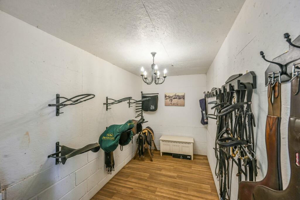 Additional property image - Pilgrims Cottages, Roman Road, West Studdal, Kent, CT15