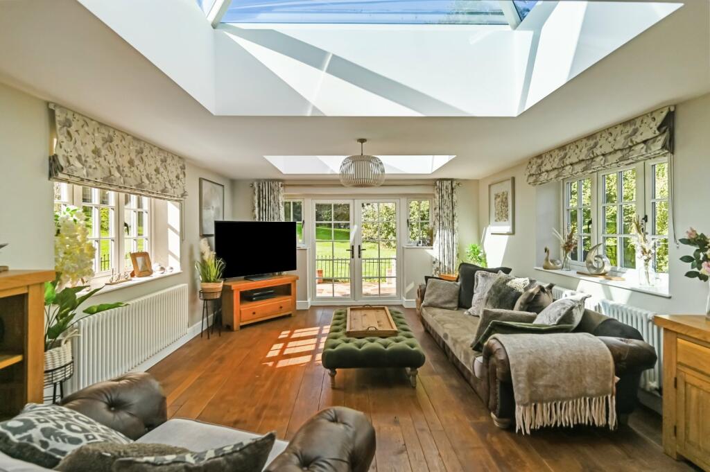Additional property image - Alkham Road, Temple Ewell, Dover, Kent, CT16