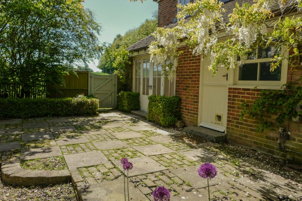 Additional property image - Lower Hardres, Canterbury, CT4