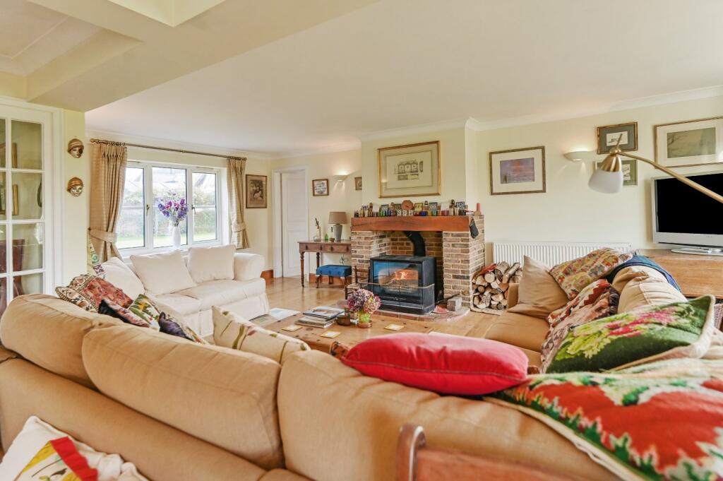 Additional property image - The Farmhouse, Homeside Farm, Bossingham, Kent, CT4