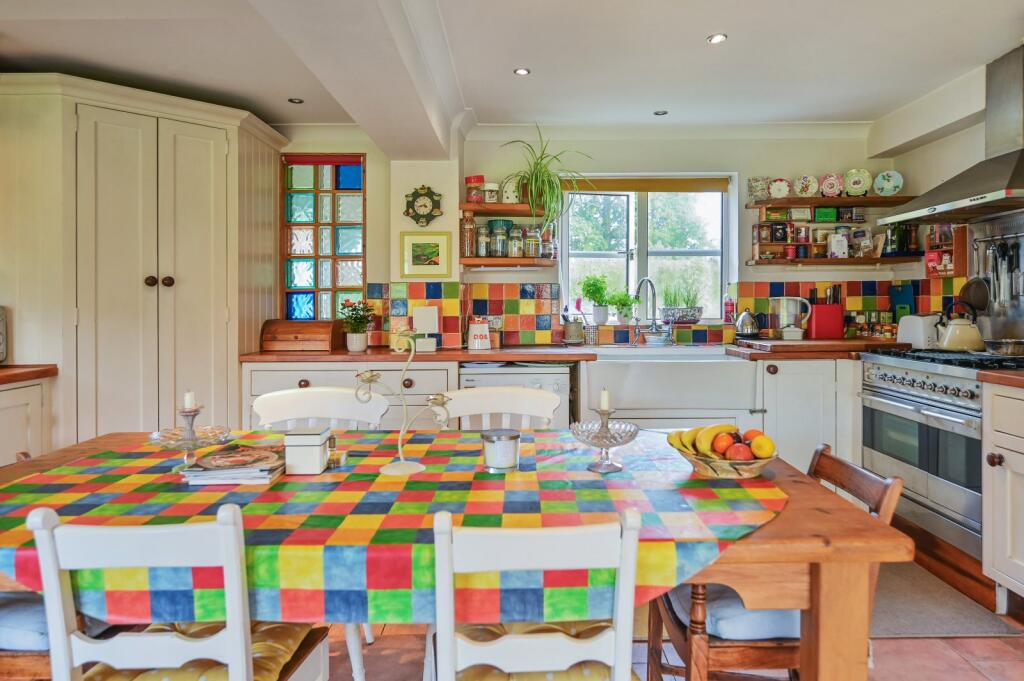 Additional property image - The Farmhouse, Homeside Farm, Bossingham, Kent, CT4