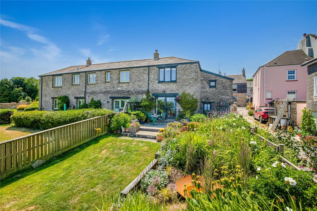 3 bedroom barn conversion for sale in Strete, Dartmouth, Devon, TQ6