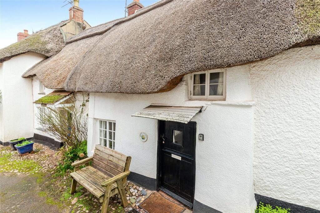 1 bedroom cottage for sale in Hope Cove, Kingsbridge, Devon, TQ7