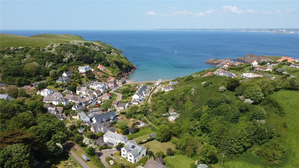 2 bedroom semidetached house for sale in Bolberry Road, Hope Cove