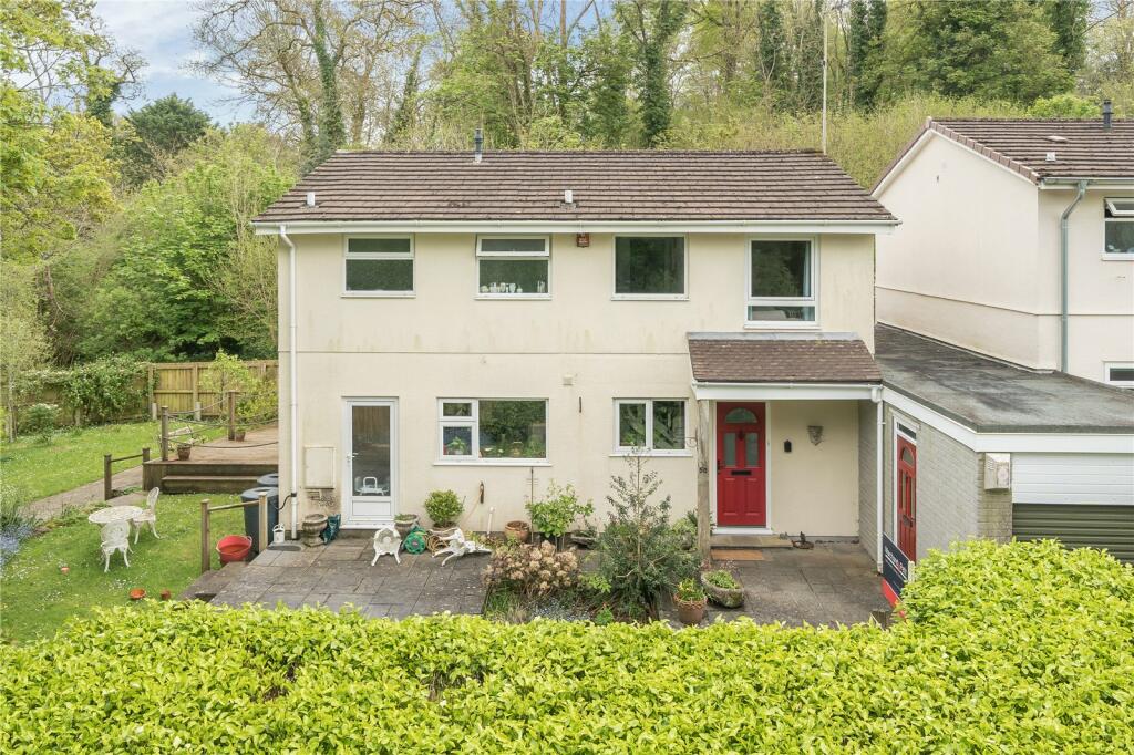 4 bedroom detached house for sale in Stray Park, Yealmpton, Plymouth