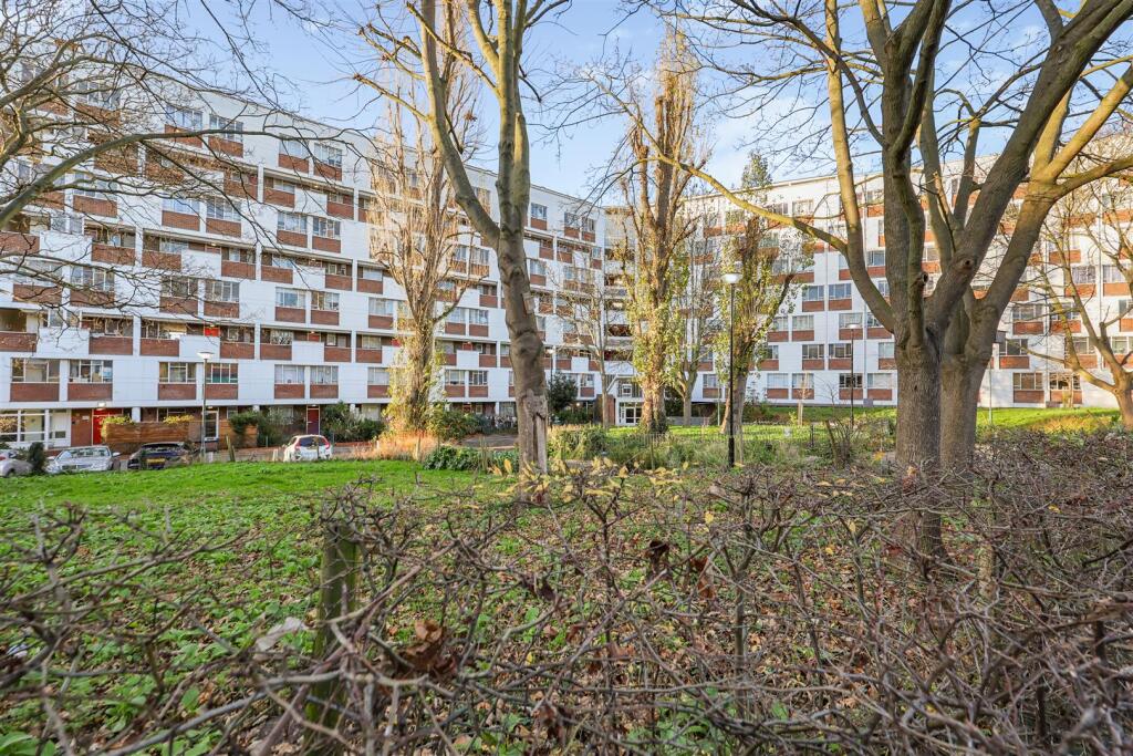 Main image of property: Bevin Court, Islington