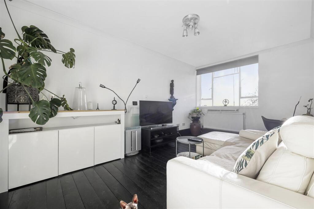 Main image of property: Bevin Court, Islington