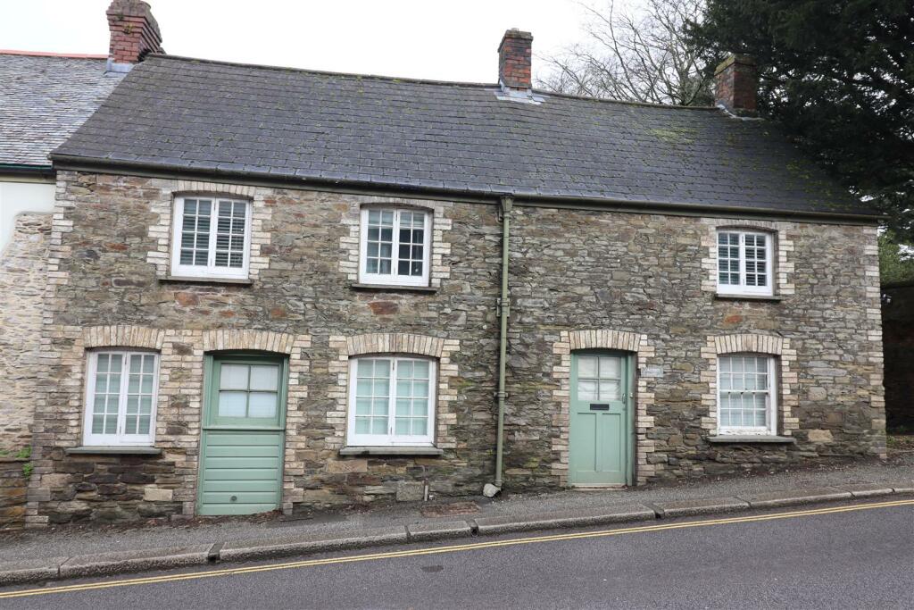 Main image of property: Fore Street, Grampound