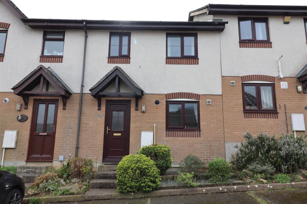 Main image of property: Chyvelah Ope, Truro