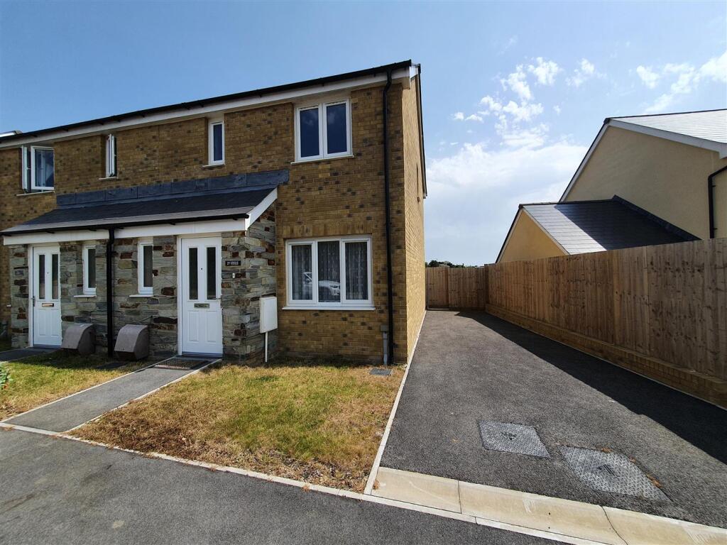 Main image of property: Gwarak Tewdar, Truro