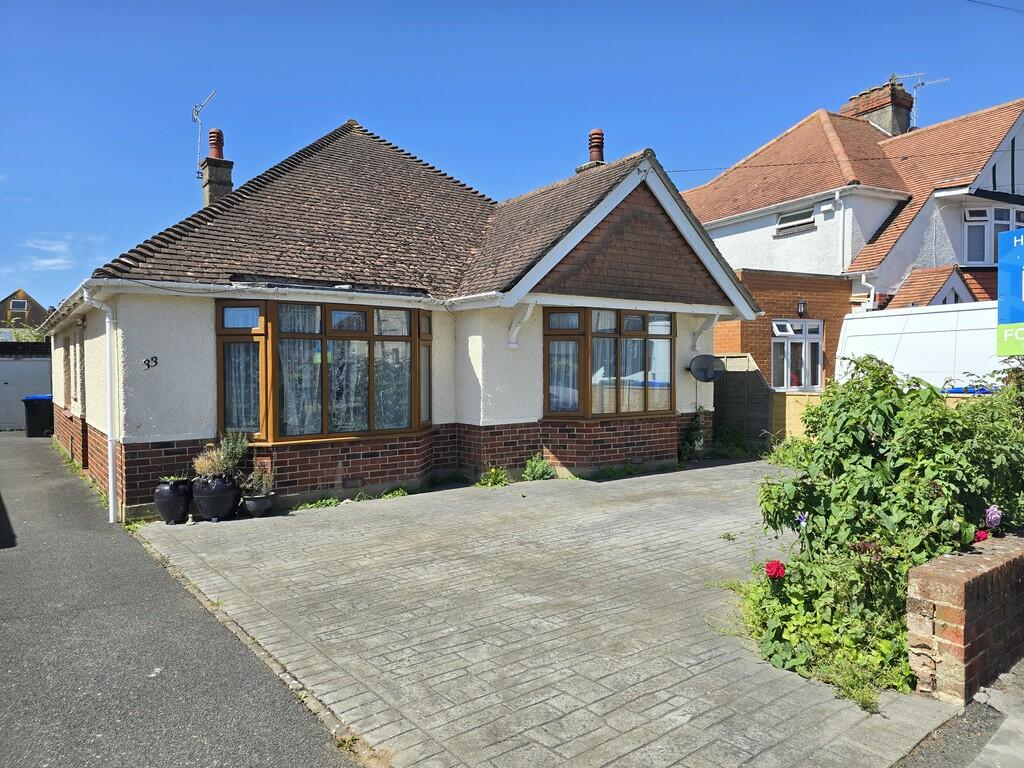 3 bedroom detached bungalow for sale in The Crescent, Southwick, BN42