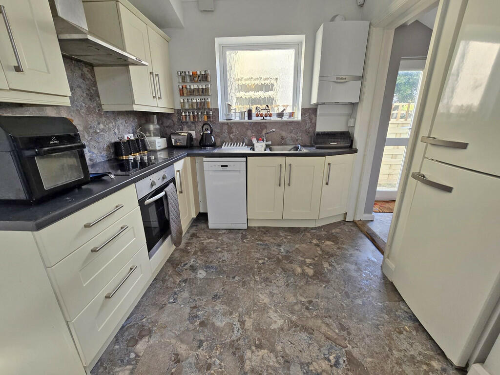 Additional property image - Seaview Estate, Southwick