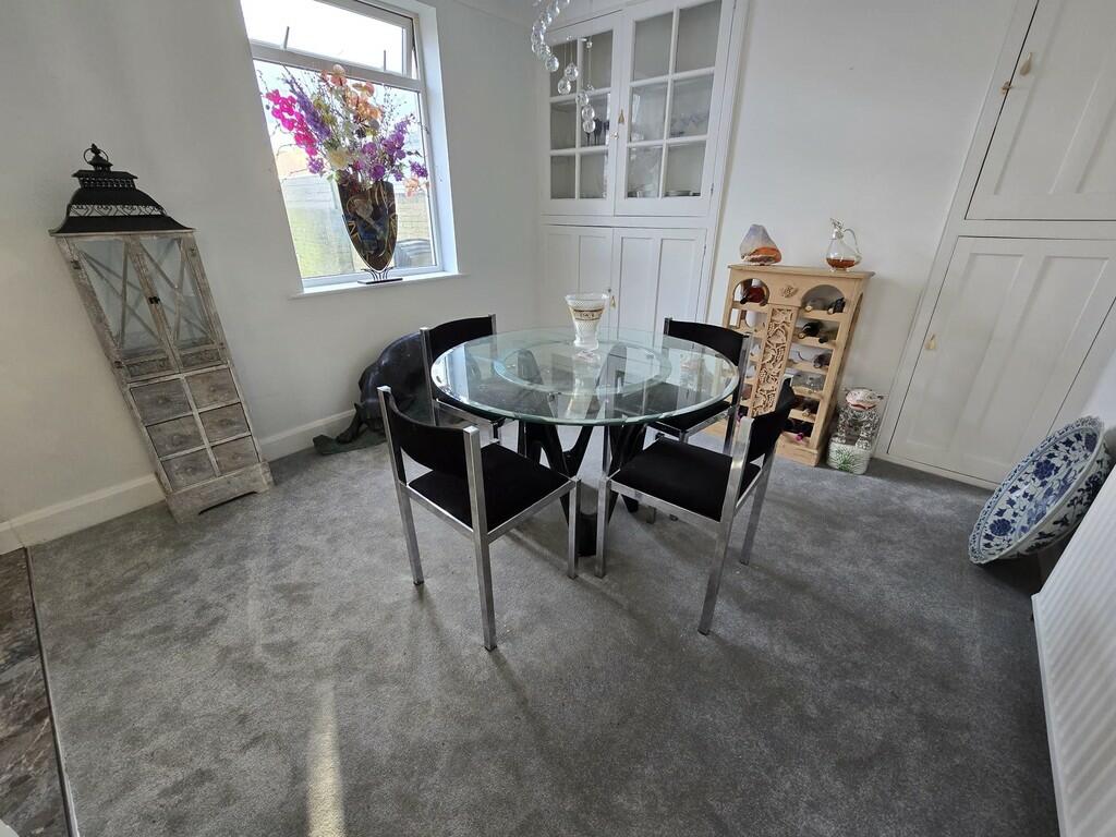 Additional property image - Seaview Estate, Southwick