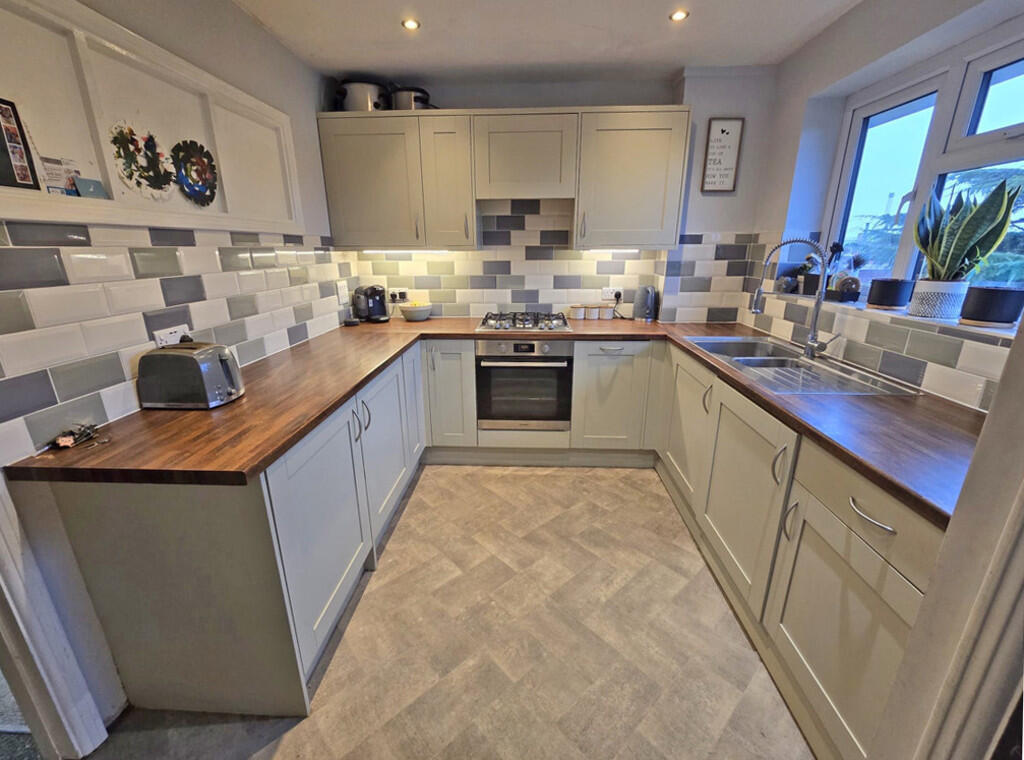Additional property image - Meadway Court, Southwick