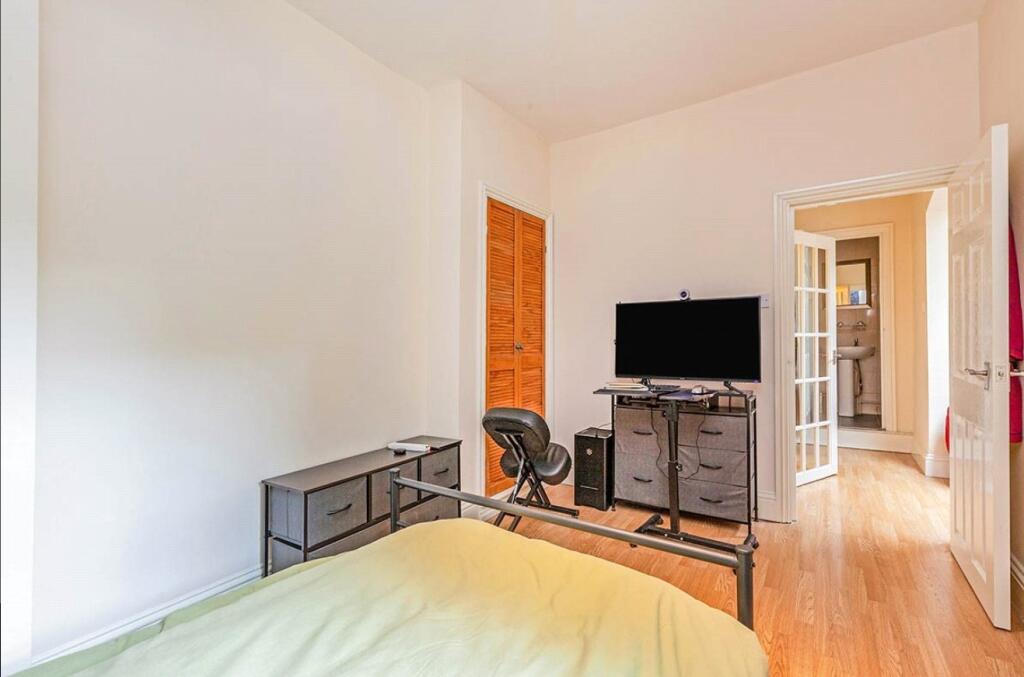 Main image of property: New Cross Road, London, SE14