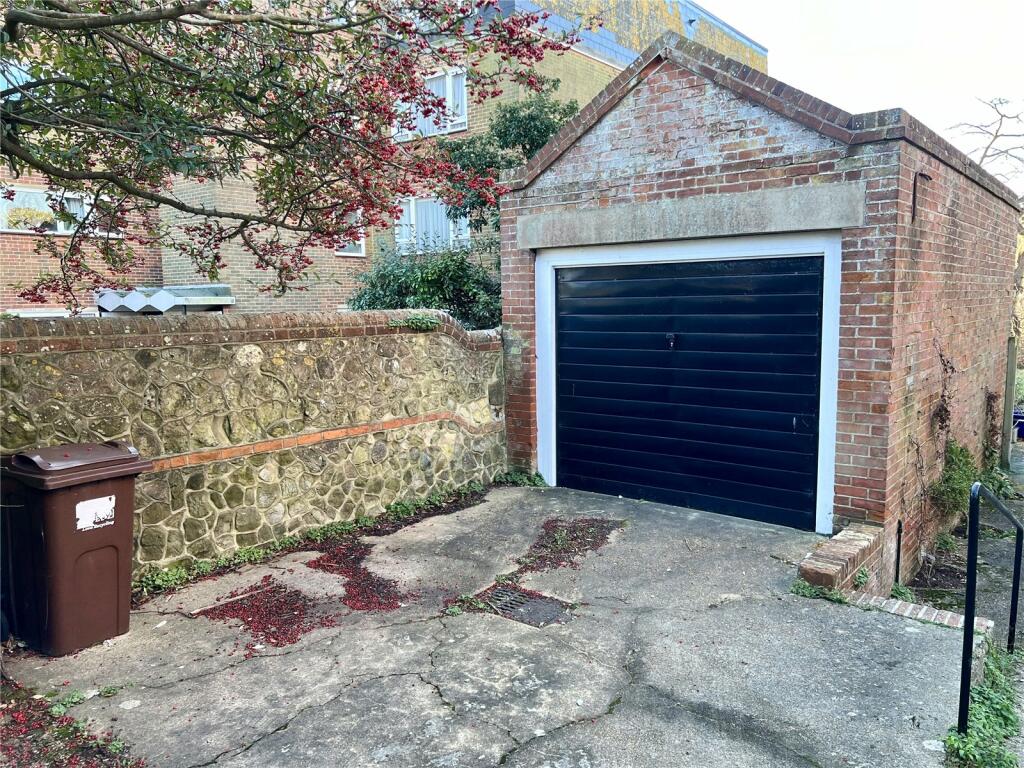 Additional property image - Staveley Road, Eastbourne, East Sussex, BN20