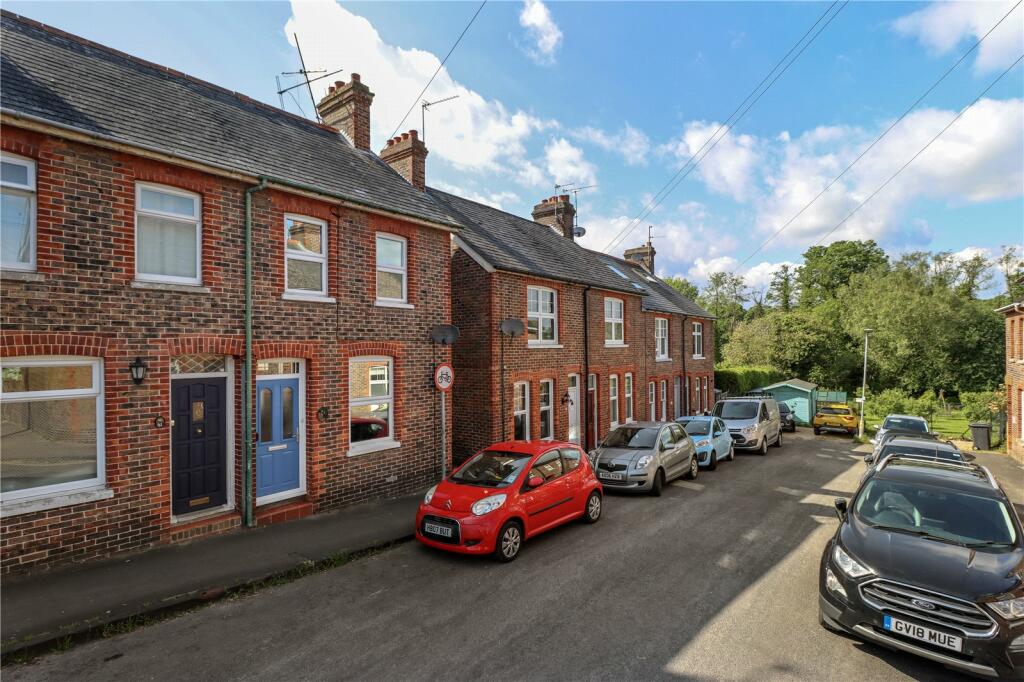 2 Bedroom End Of Terrace House For Sale In Alexandra Road Uckfield